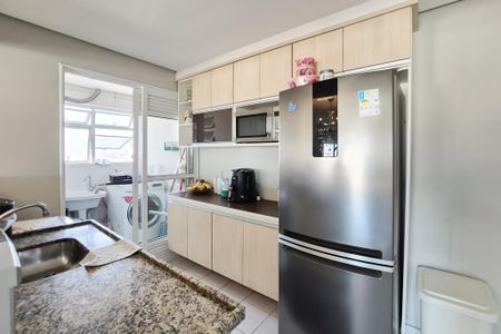 Apartamento à venda com 80m², 2 quartos e 1 vaga Apartamento à venda com 80m², 2 quartos e 1 vagaCozinha - Armários