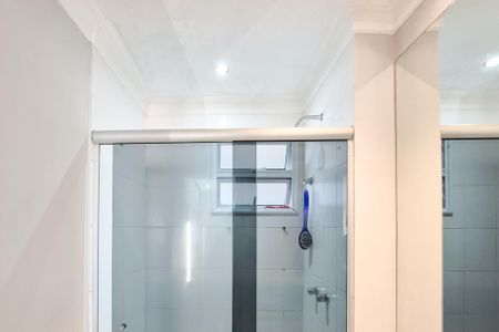 Apartamento à venda com 80m², 2 quartos e 1 vaga Apartamento à venda com 80m², 2 quartos e 1 vagaBanheiro Social