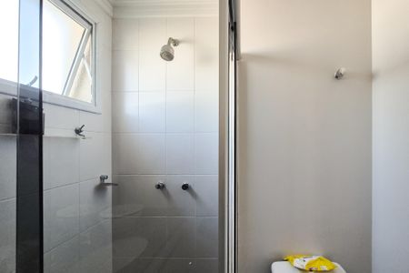 Apartamento à venda com 80m², 2 quartos e 1 vaga Apartamento à venda com 80m², 2 quartos e 1 vagaBanheiro da Suíte