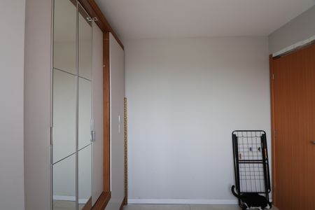 Quarto 1 de apartamento para alugar com 2 quartos, 44m² em Estância Velha, Canoas