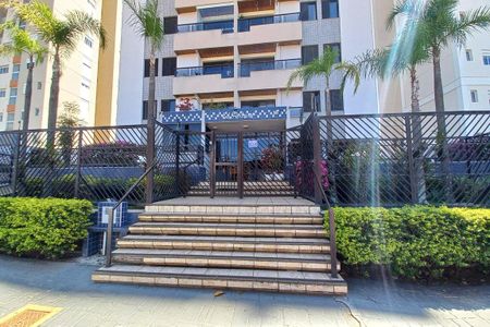 Apartamento à venda com 109m², 3 quartos e 2 vagasFachada e Portaria