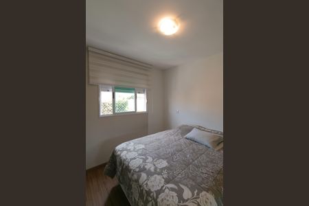 Apartamento à venda com 164m², 3 quartos e 3 vagas Apartamento à venda com 164m², 3 quartos e 3 vagasSuíte