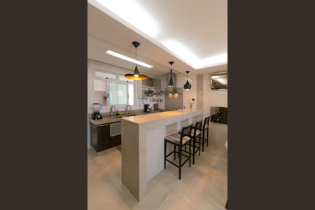 Apartamento à venda com 164m², 3 quartos e 3 vagas Apartamento à venda com 164m², 3 quartos e 3 vagasCozinha