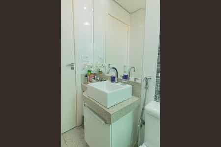 Apartamento à venda com 164m², 3 quartos e 3 vagas Apartamento à venda com 164m², 3 quartos e 3 vagasBanheiro