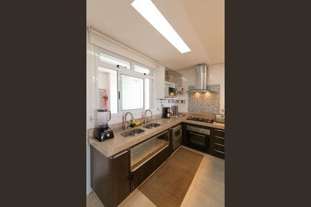 Apartamento à venda com 164m², 3 quartos e 3 vagas Apartamento à venda com 164m², 3 quartos e 3 vagasCozinha