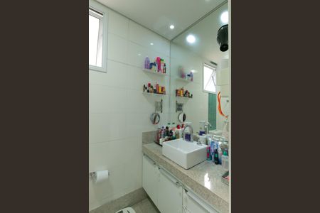 Apartamento à venda com 164m², 3 quartos e 3 vagas Apartamento à venda com 164m², 3 quartos e 3 vagasBanheiro da Suíte