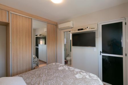 Apartamento à venda com 164m², 3 quartos e 3 vagas Apartamento à venda com 164m², 3 quartos e 3 vagasSuíte