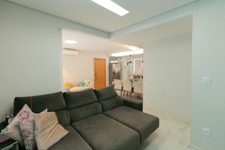 Apartamento à venda com 164m², 3 quartos e 3 vagas Apartamento à venda com 164m², 3 quartos e 3 vagasSala