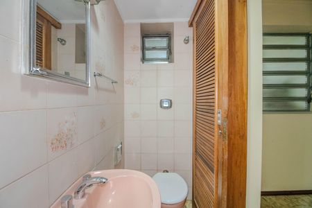 Casa à venda com 580m², 3 quartos e sem vaga Edicula Banheiro Auxiliar