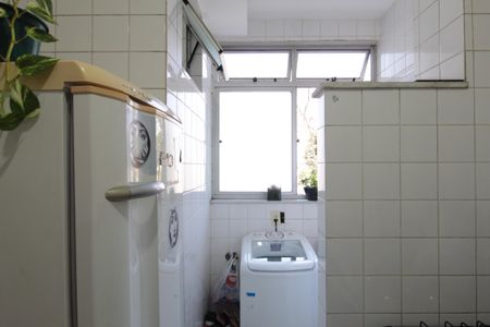 Apartamento à venda com 55m², 2 quartos e 1 vagaCozinha e Área de Serviço