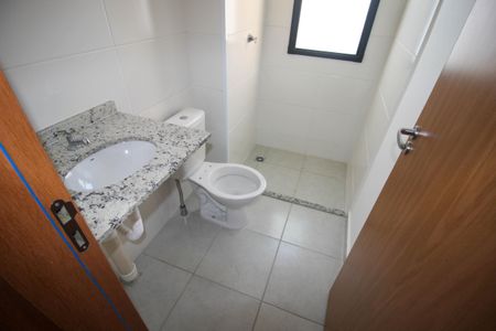 Apartamento para alugar com 45m², 2 quartos e 1 vagaBanheiro da Suíte 2
