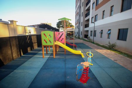 Apartamento para alugar com 45m², 2 quartos e 1 vagaÁrea comum