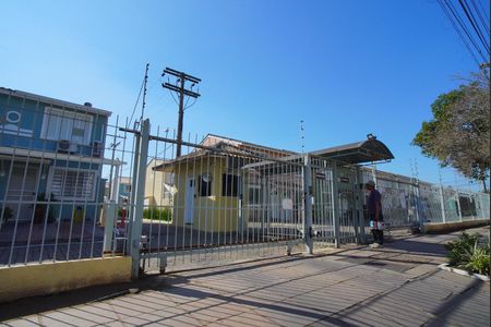 Casa de condomínio à venda com 72m², 3 quartos e 1 vagaFachada - Condomínio