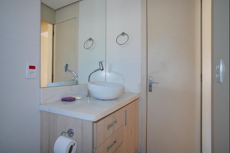 Casa de condomínio à venda com 72m², 3 quartos e 1 vagaBanheiro Corredor - Segundo Andar