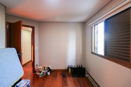 Apartamento à venda com 107m², 3 quartos e 2 vagasQuarto 2