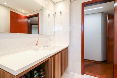 Apartamento à venda com 107m², 3 quartos e 2 vagasBanheiro Social