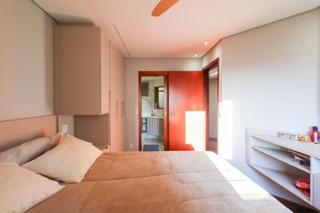 Apartamento à venda com 107m², 3 quartos e 2 vagasSuíte 3