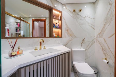 Apartamento à venda com 107m², 3 quartos e 2 vagasBanheiro da Suíte 3