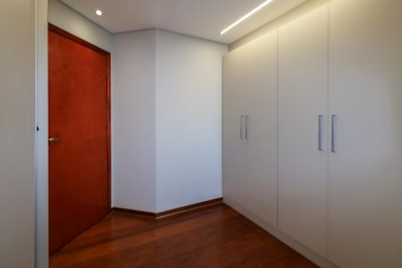 Apartamento à venda com 107m², 3 quartos e 2 vagasQuarto 1
