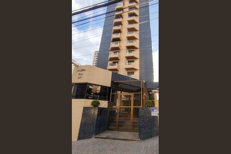 Apartamento à venda com 107m², 3 quartos e 2 vagasFachada