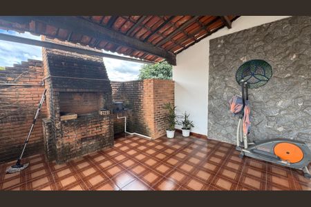 Casa à venda com 230m², 4 quartos e 4 vagasÁrea privativa