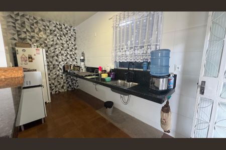 Casa à venda com 230m², 4 quartos e 4 vagasCozinha