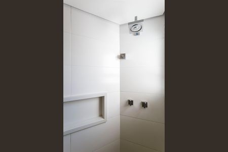 Apartamento à venda com 188m², 3 quartos e 2 vagasBanheiro da Suíte