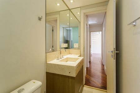 Apartamento à venda com 188m², 3 quartos e 2 vagasBanheiro Social