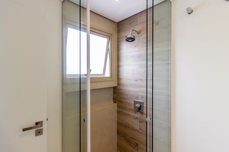 Apartamento à venda com 296m², 4 quartos e 2 vagasBanheiro da Suíte 3