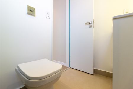 Apartamento à venda com 296m², 4 quartos e 2 vagasBanheiro da Suíte 4