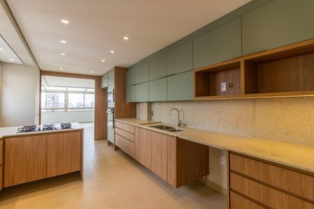 Apartamento à venda com 296m², 4 quartos e 2 vagasCozinha