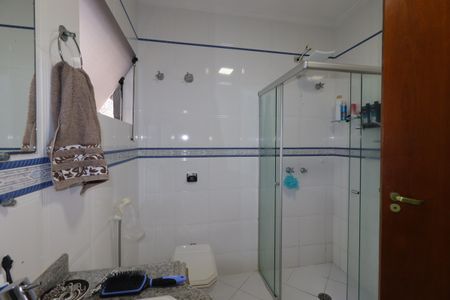 Casa à venda com 190m², 3 quartos e 4 vagasBanheiro da Suíte 3