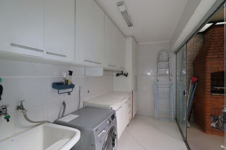 Casa à venda com 190m², 3 quartos e 4 vagasÁrea de Serviço