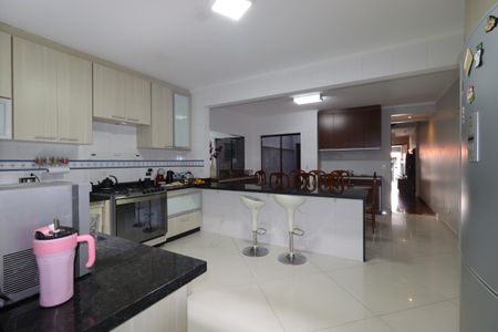 Casa à venda com 190m², 3 quartos e 4 vagasCozinha
