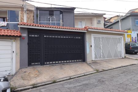 Casa à venda com 190m², 3 quartos e 4 vagasFachada