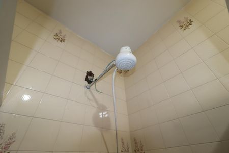 Casa para alugar com 90m², 1 quarto e 2 vagasBanheiro Social