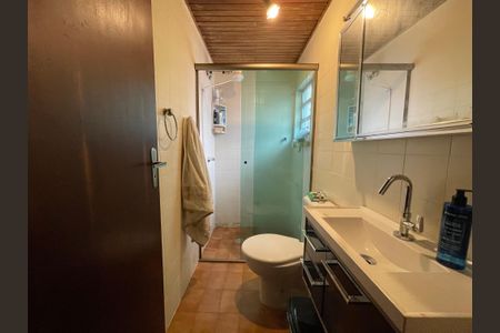 Casa à venda com 165m², 3 quartos e 2 vagasBanheiro da Suíte