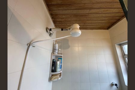 Casa à venda com 165m², 3 quartos e 2 vagasBanheiro da Suíte