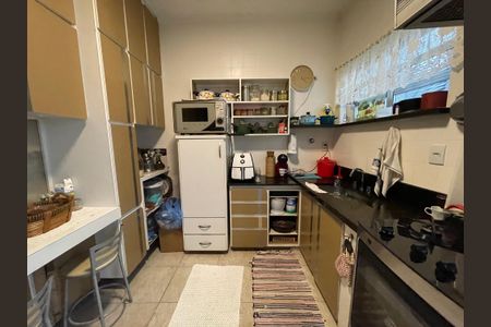 Casa à venda com 165m², 3 quartos e 2 vagasCozinha