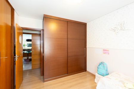 Apartamento à venda com 208m², 4 quartos e 4 vagasQuarto 3
