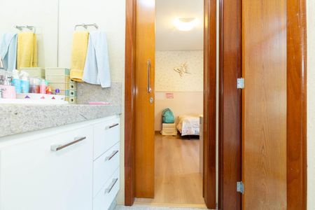 Apartamento à venda com 208m², 4 quartos e 4 vagasBanheiro Social 2