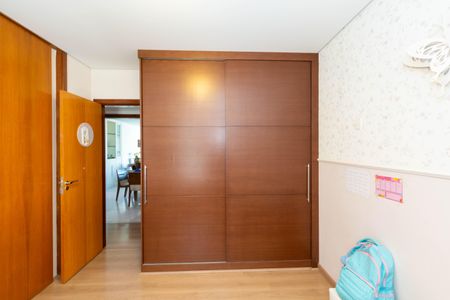 Apartamento à venda com 208m², 4 quartos e 4 vagasQuarto 3
