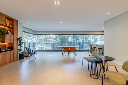 Sala de apartamento à venda com 4 quartos, 200m² em Sumaré, São Paulo