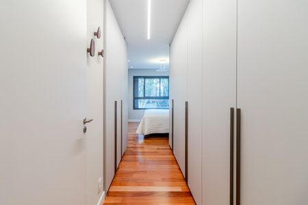 Apartamento à venda com 200m², 4 quartos e 3 vagasSuíte 2