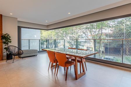 Varanda Gourmet de apartamento à venda com 4 quartos, 200m² em Sumaré, São Paulo