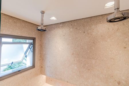 Apartamento à venda com 200m², 4 quartos e 3 vagasBanheiro da Suíte 2