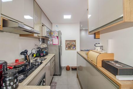 Apartamento à venda com 56m², 2 quartos e 1 vaga Apartamento à venda com 56m², 2 quartos e 1 vagaCozinha e Área de Serviço
