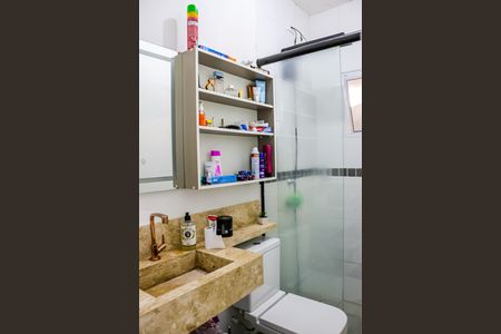 Casa de condomínio para alugar com 75m², 2 quartos e 2 vagasBanheiro