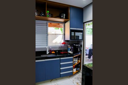 Casa de condomínio para alugar com 75m², 2 quartos e 2 vagasCozinha