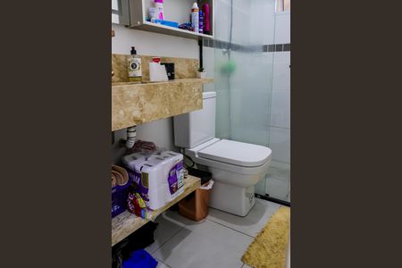 Casa de condomínio para alugar com 75m², 2 quartos e 2 vagasBanheiro